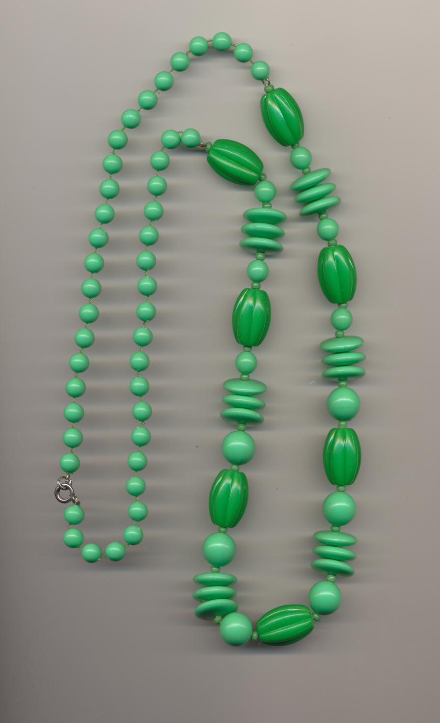 Necklace made of a combination of green plastic imitation beads and real beads, with clasp, 1970's, length 28'' 70cm.